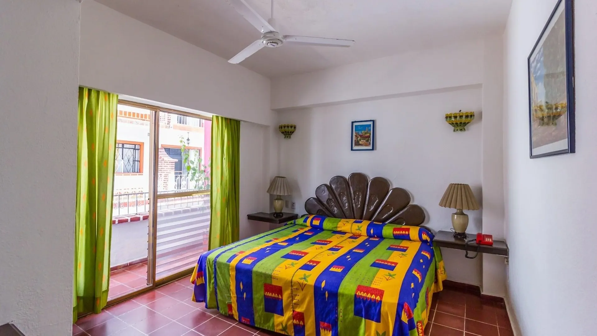 Suites Plaza Del Rio - Family Hotel Malecon Centro Puerto Vallarta