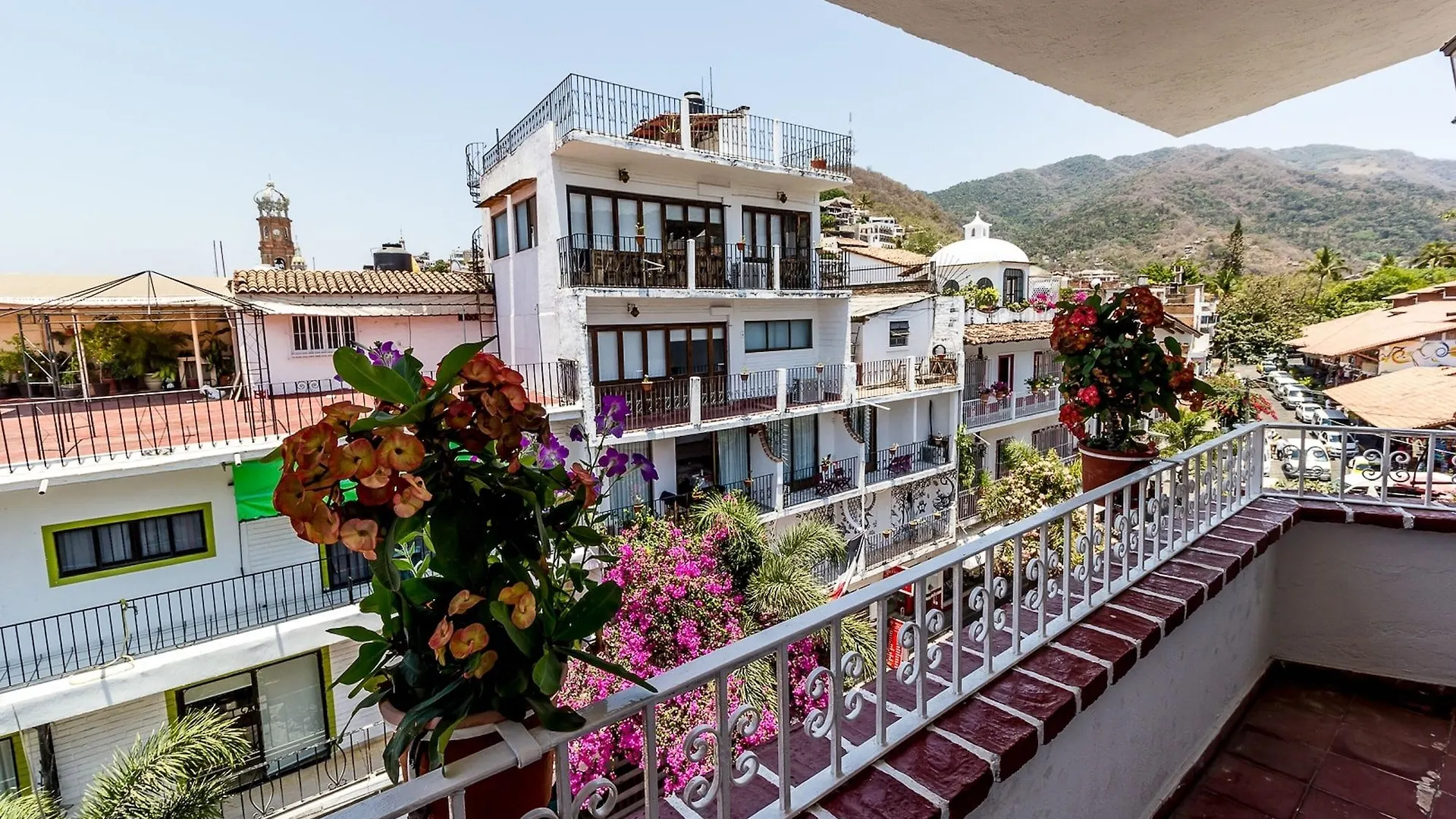 Suites Plaza Del Rio - Family Hotel Malecon Centro Puerto Vallarta 3*,  Mexico