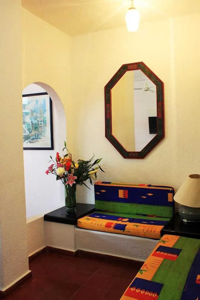 Suites Plaza Del Rio - Family Hotel Malecon Centro Puerto Vallarta 3*,  Mexico