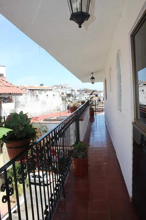 Suites Plaza Del Rio - Family Hotel Malecon Centro Puerto Vallarta 3*,  Mexico