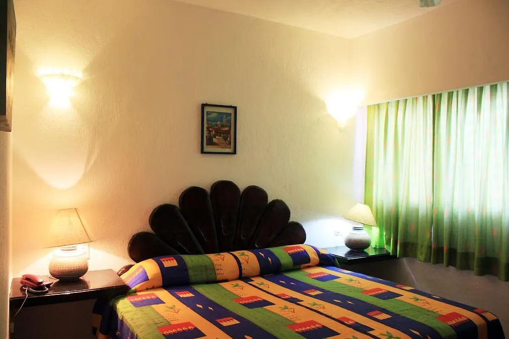 Suites Plaza Del Rio - Family Hotel Malecon Centro Puerto Vallarta
