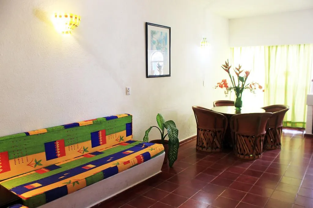 Suites Plaza Del Rio - Family Hotel Malecon Centro Puerto Vallarta